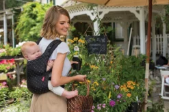 Infantino Zip Travel Draagzak BK-05308 -Winkel Voor Babyreisartikelen 200 191 l2 1000x1000 72dpi hrrgb landscape crop