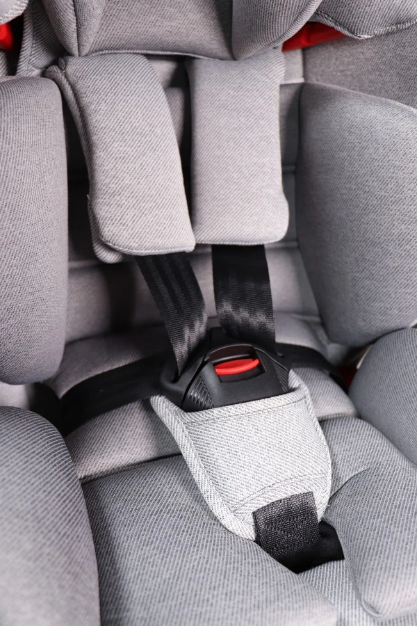 Ding Cruz Light Grey 360° Isofix Autostoel 0-36kg DI-101921 Ding Cruz Light Grey 360° Isofix Autostoel 0-36kg DI-101921 -Winkel Voor Babyreisartikelen di 101921 ding cruz light grey safety belt
