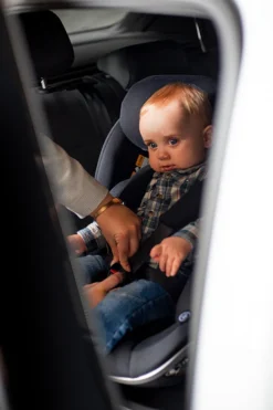 Ding Mace Black 360° I-Size Autostoel 0-36kg DI-111916 -Winkel Voor Babyreisartikelen di 111917 lifestyle 01