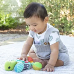 Infantino Go Gaga Mirror Pal Turtle Spiegel BK-216003 -Winkel Voor Babyreisartikelen infantino go gaga mirror pal turtle spiegel bk 216003 4