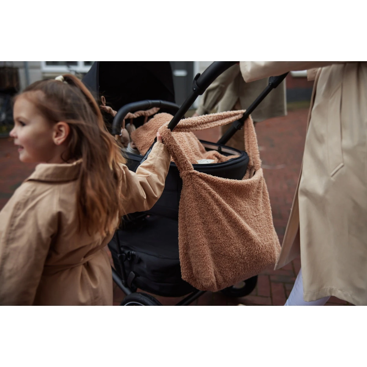 Jollein Boucle Naturel Luiertas 027-819-66060 Jollein Boucle Naturel Luiertas 027-819-66060 -Winkel Voor Babyreisartikelen jollein boucle biscuit luiertas 027 819 66067 lifestyle