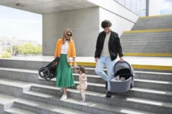 Kinderkraft Nea Deep Grey 2-in-1 Kinderwagen KSNEA000DGR2000 -Winkel Voor Babyreisartikelen kinderkraft nea 2 in 1 kinderwagen sfeer 4 1