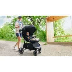 Kinderkraft Route Midnight Black Wandelwagen KSROUT00BLK0000 18 Kinderkraft Route Midnight Black Wandelwagen KSROUT00BLK0000 -Winkel Voor Babyreisartikelen kinderkraft route wandelwagen 27 2