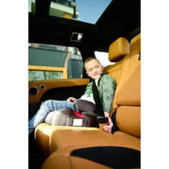 Lorelli Travel Luxe Black & Grey 15-36 Kg Isofix Booster 1007134-2339 3 Lorelli Travel Luxe Black & Grey 15-36 Kg Isofix Booster 1007134-2339 -Winkel Voor Babyreisartikelen lorelli travel luxe sfeer 1 1 1