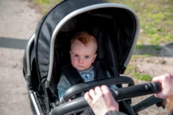 Ding Amigo Black/Silver Tweeling Kinderwagen Incl. 2 Autostoelen DI-191710 -Winkel Voor Babyreisartikelen mamaloes di 191704 ding tandem stroller amigo lifestyle 07 2 1