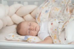 MamaLoes Amy Bamboo Nature Meadow Beige 60 X 80 Cm Deken 82667 2 MamaLoes Amy Bamboo Nature Meadow Beige 60 X 80 Cm Deken 82667 -Winkel Voor Babyreisartikelen mamaloes amy bamboo nature meadow beige 2 1