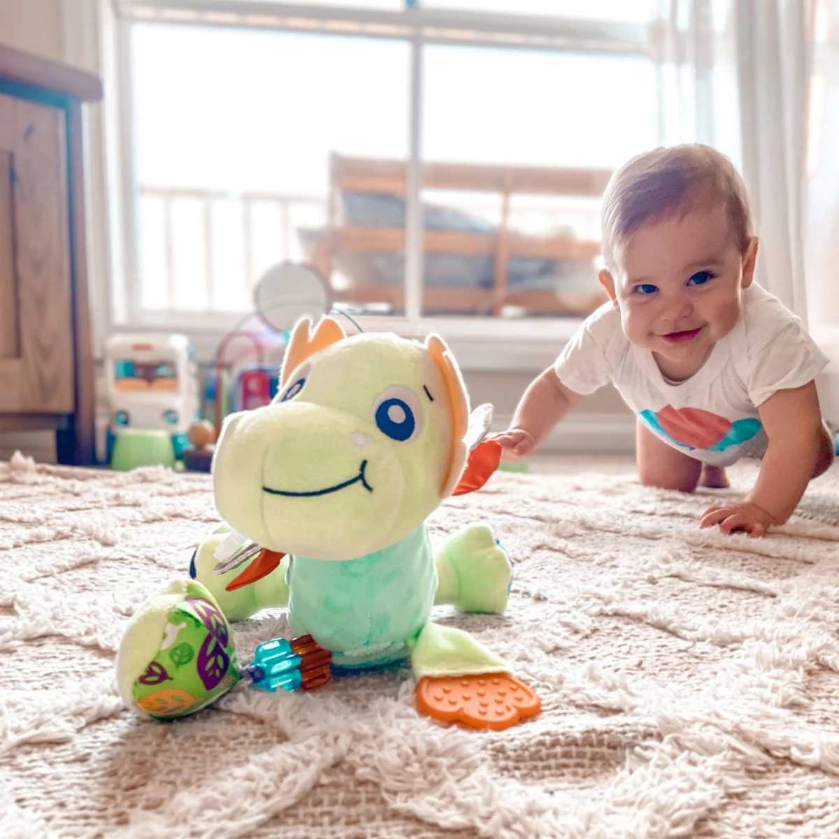Playgro Sensory Friends Dusty Dragon Buggyspeeltje P0188473 Playgro Sensory Friends Dusty Dragon Buggyspeeltje P0188473 -Winkel Voor Babyreisartikelen playgro sensory friends dusty dragon buggyspeeltje p0188473 .3