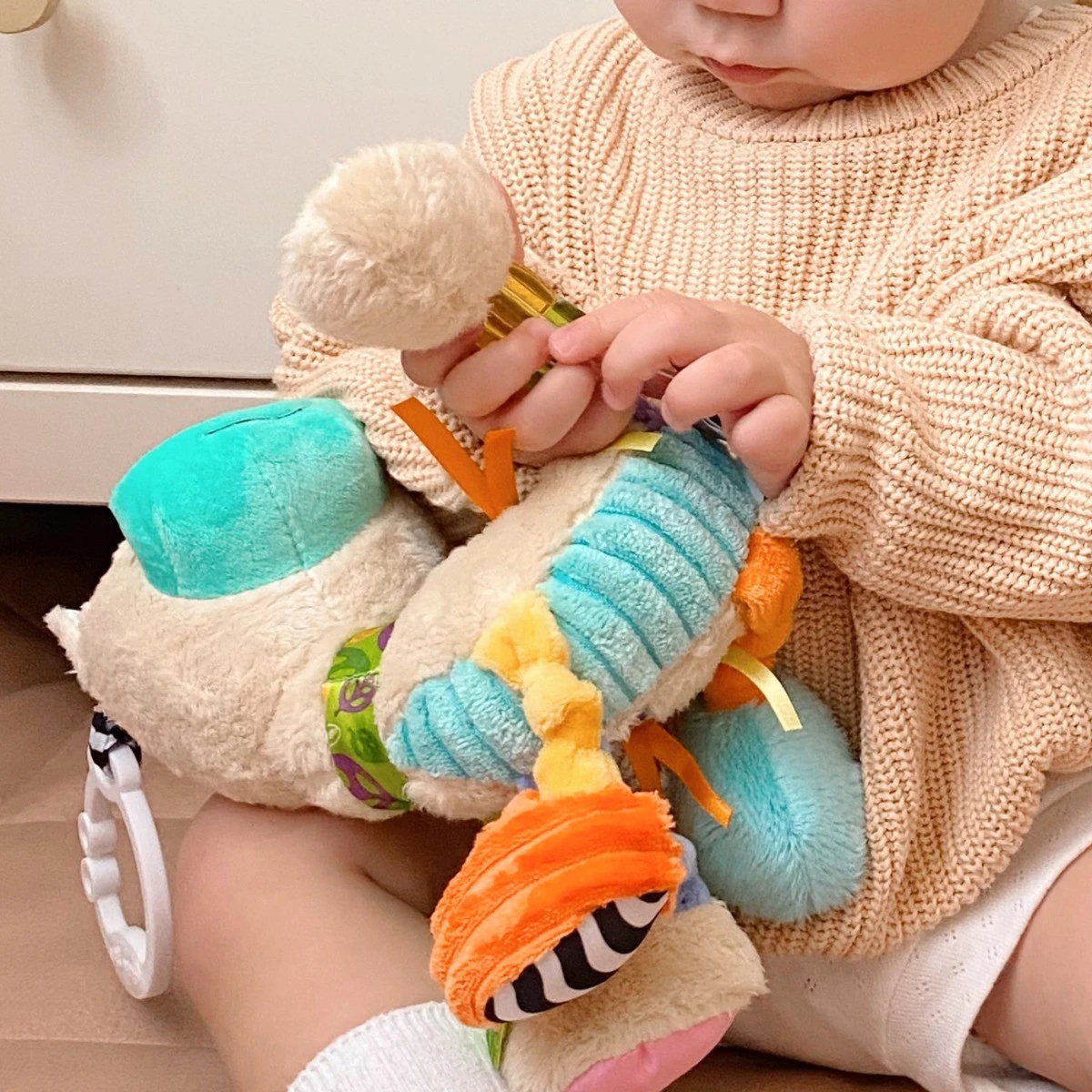 Playgro Sensory Friends Lupe Llama Buggyspeeltje P0188470 Playgro Sensory Friends Lupe Llama Buggyspeeltje P0188470 -Winkel Voor Babyreisartikelen playgro sensory friends lupe llama buggyspeeltje p0188470 .5