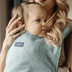 Zaffiro City Graphite Leaves Ergonomische Draagzak 45400 3 Zaffiro City Graphite Leaves Ergonomische Draagzak 45400 -Winkel Voor Babyreisartikelen zaffiro city mint leaves ergonomische draagzak 3 1