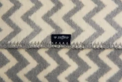 Zaffiro Grijs & Ecru Zigzag 75 X 100 Cm Wiegdeken 40771 -Winkel Voor Babyreisartikelen zaffiro deken zigzag grijs wit ka1 3 2