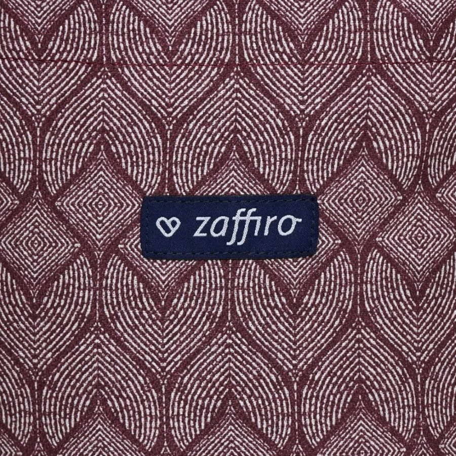 Zaffiro Smart 2.0 Geo Burgund Ergonomische Draagzak 8067 Zaffiro Smart 2.0 Geo Burgund Ergonomische Draagzak 8067 -Winkel Voor Babyreisartikelen zaffiro smart 2.0 geo burgund draagzak 8067